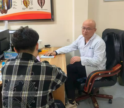 泸州市|男科医师高朋磊：守护男性健康，专业男科诊疗
